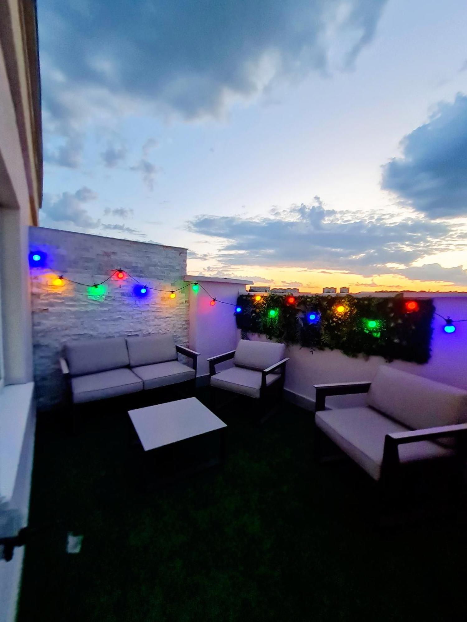 Penthouse View Aeroport Iasi 2 Apartment Exterior photo